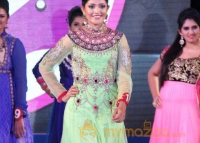 Miss n Mrs India Gujarati Fashion Show Photos02 photo 83