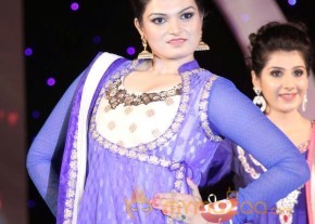 Miss n Mrs India Gujarati Fashion Show Photos02 photo 4