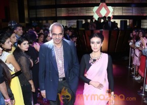 Models and Celebrities at The Pink Affair Fashion Show Photos photo 71