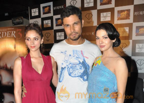 Murder 3 Movie Promotion Gallery photo 15