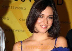 Nauheed Cyrus Sonia Mehr at Ahmed Faiyaz book photo 13