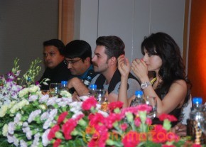 Neil Nitin Mukesh-Ameesha Patel at JPL Season-2 Launch  photo 20