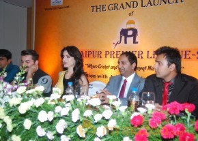 Neil Nitin Mukesh-Ameesha Patel at JPL Season-2 Launch  photo 17