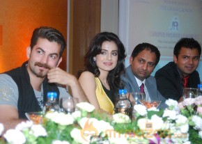 Neil Nitin Mukesh-Ameesha Patel at JPL Season-2 Launch 