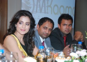 Neil Nitin Mukesh-Ameesha Patel at JPL Season-2 Launch  photo 29