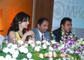 Neil Nitin Mukesh-Ameesha Patel at JPL Season-2 Launch  photo 3