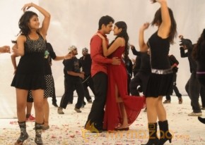 NH 4 Movie Latest Stills photo 11