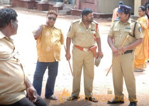 Pakdo Pakdo Movie Gallery photo 18