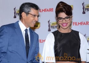 Priyanka At 59th Idea Filmfare Awards 2013 photo 18