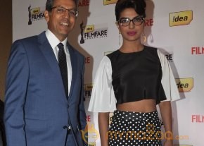 Priyanka At 59th Idea Filmfare Awards 2013 photo 27