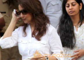 Priyanka Chopra's Father's Condolence Meet Gallery  photo 3