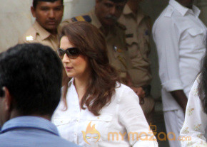 Priyanka Chopra's Father's Condolence Meet Gallery  photo 17
