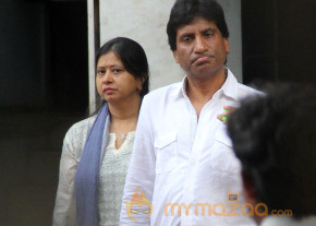 Priyanka Chopra's Father's Condolence Meet Gallery  photo 46