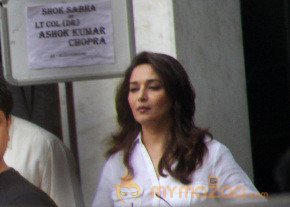 Priyanka Chopra's Father's Condolence Meet Gallery  photo 38