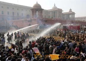 Protests against Delhi gang rape: Photos photo 4
