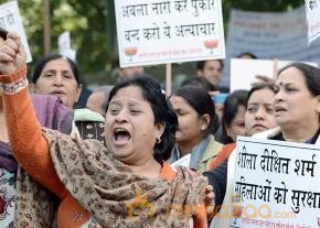 Protests against Delhi gang rape: Photos photo 15