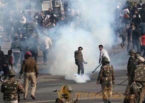 Protests against Delhi gang rape: Photos photo 32