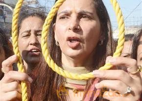 Protests against Delhi gang rape: Photos photo 6