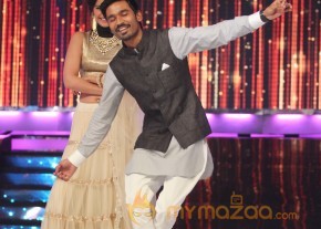 Raanjhana Team Promotion At Jhalak Dikhla Jaa  photo 41