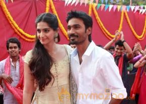 Raanjhanaa Movie Team Press Meet  photo 33