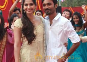 Raanjhanaa Movie Team Press Meet  photo 31