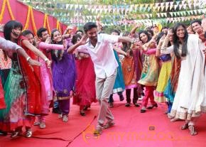 Raanjhanaa Movie Team Press Meet  photo 54