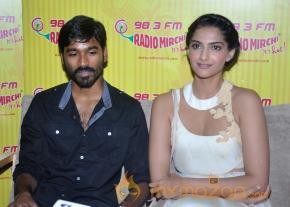 Raanjhanaa Music Launch At Radio Mirchi   photo 11