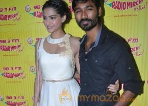 Raanjhanaa Music Launch At Radio Mirchi   photo 15