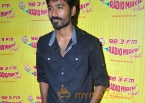 Raanjhanaa Music Launch At Radio Mirchi   photo 12