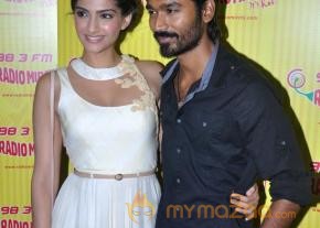 Raanjhanaa Music Launch At Radio Mirchi   photo 13