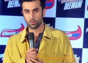 Ranbir & Deepika Launch Close Up Dental Care Products photo 24