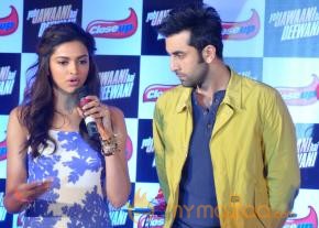 Ranbir & Deepika Launch Close Up Dental Care Products 