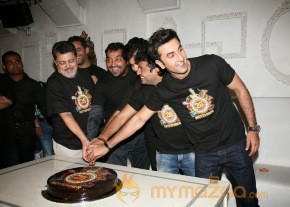 Ranbir Kapoor At Bombay Velvet Party  photo 8