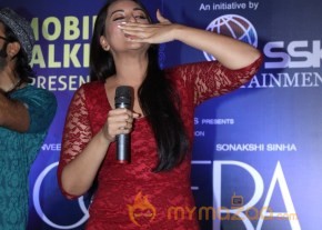 Ranveer Singh and Sonakshi Sinha  LOOTERA photos photo 4