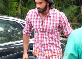 Ranveer Singh Promoting Lootera Movie  photo 3