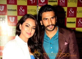 Ranveer & Sonakshi Launch Mills & Boon Novels  photo 8