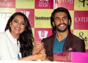 Ranveer & Sonakshi Launch Mills & Boon Novels  photo 21
