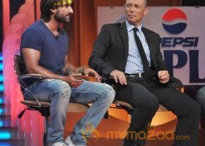 Saif Ali khan At Extra Innings T20 IPL 2013  photo 21