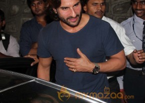 Saif Ali Khan & Kareena Kapoor Snapped In Nido  photo 2