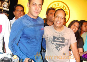 Salman at gold gym - Gallery  photo 20