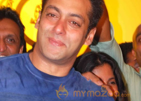 Salman at gold gym - Gallery  photo 17