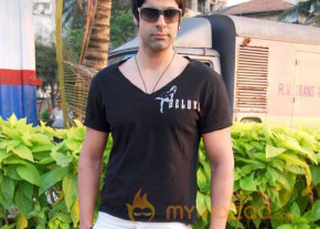 Salman at gold gym - Gallery  photo 14