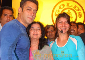Salman at gold gym - Gallery  photo 4