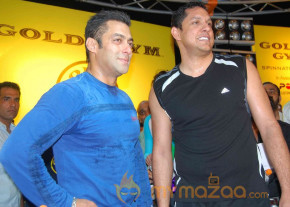 Salman at gold gym - Gallery  photo 26