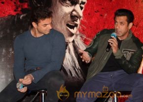 Salman Jai Ho Movie Trailer Launch Photos photo 10