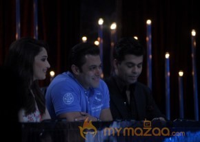 Salman Khan At JDJ Season 6Show On  Promoting BIGG BOSS 7 photo 11