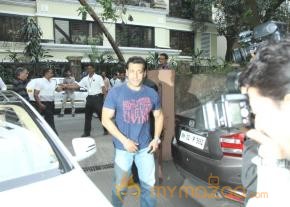 Salman Khan Launches Veer Campaign Photos photo 42