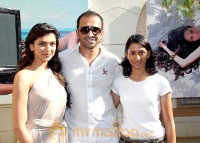 Salman Khan Launch Kingfisher Calendar photo 26