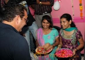Sanjay Dutt Launch Mobile Mammography Unit  photo 13
