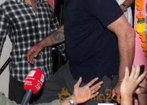 Sanjay Dutt Launch Mobile Mammography Unit  photo 8